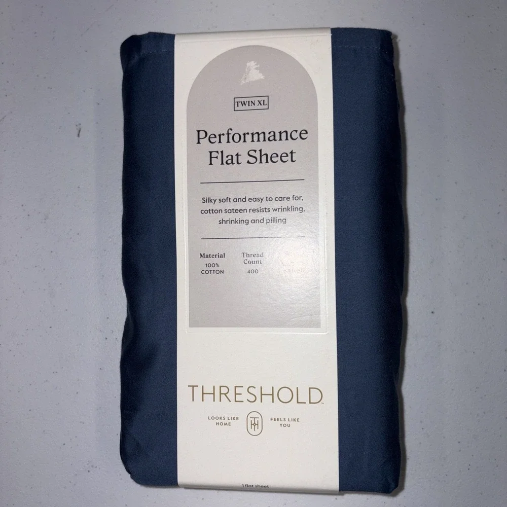 Threshold Twin XL Size 400 Thread Count Performance Flat Sheet - Metallic Blue